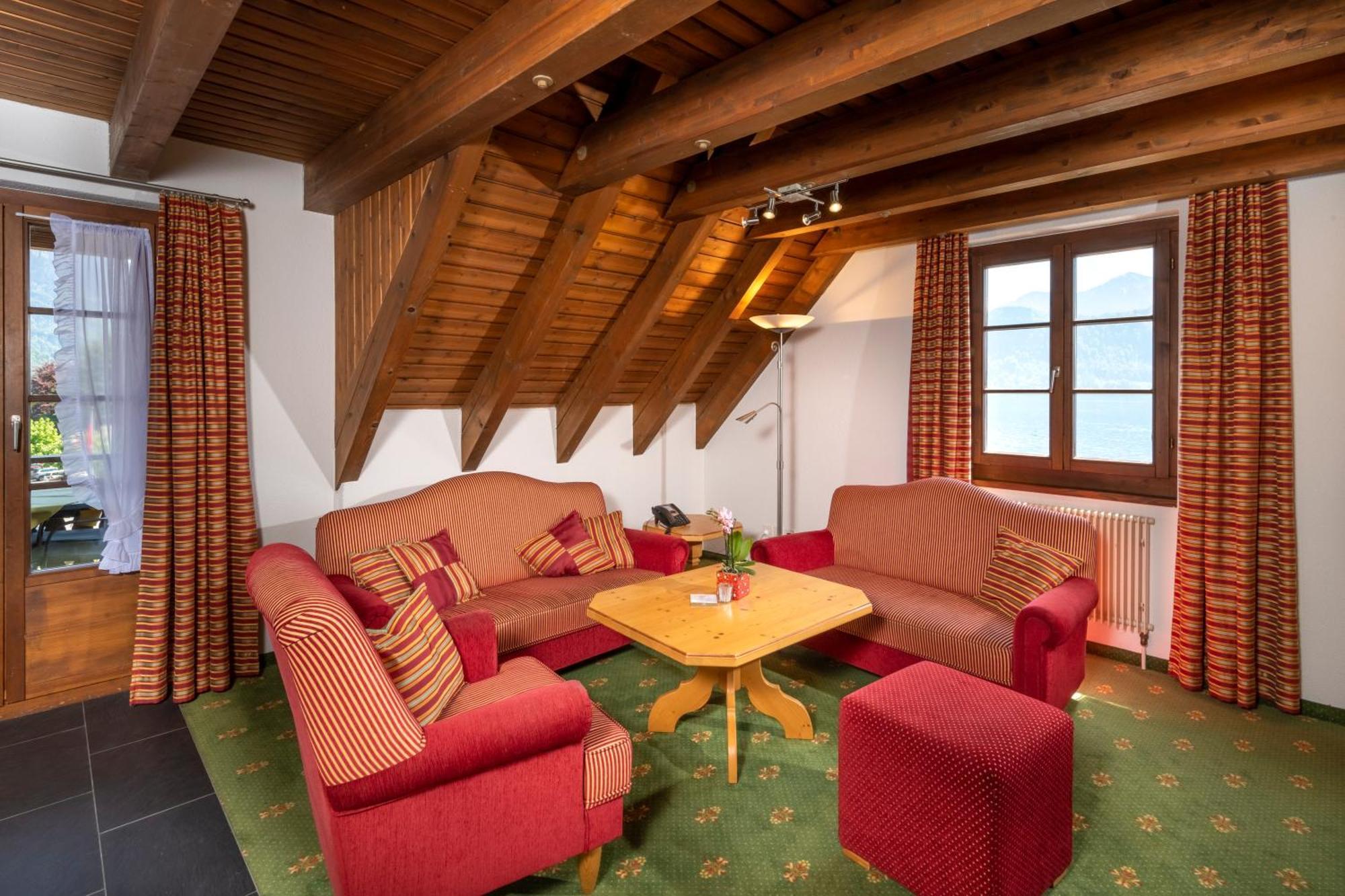 See & Wellnesshotel Gerbi Weggis Bagian luar foto