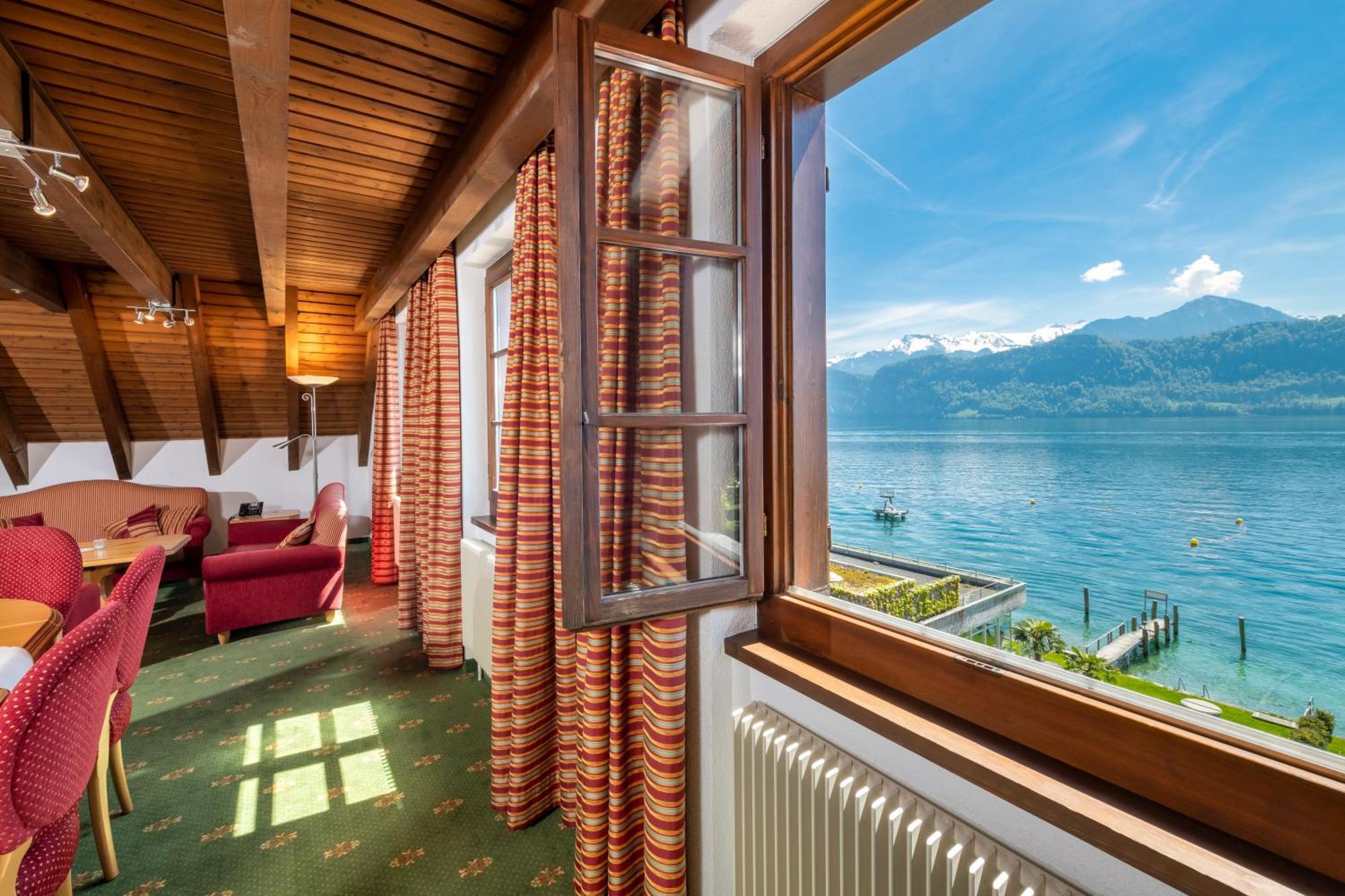 See & Wellnesshotel Gerbi Weggis Bagian luar foto