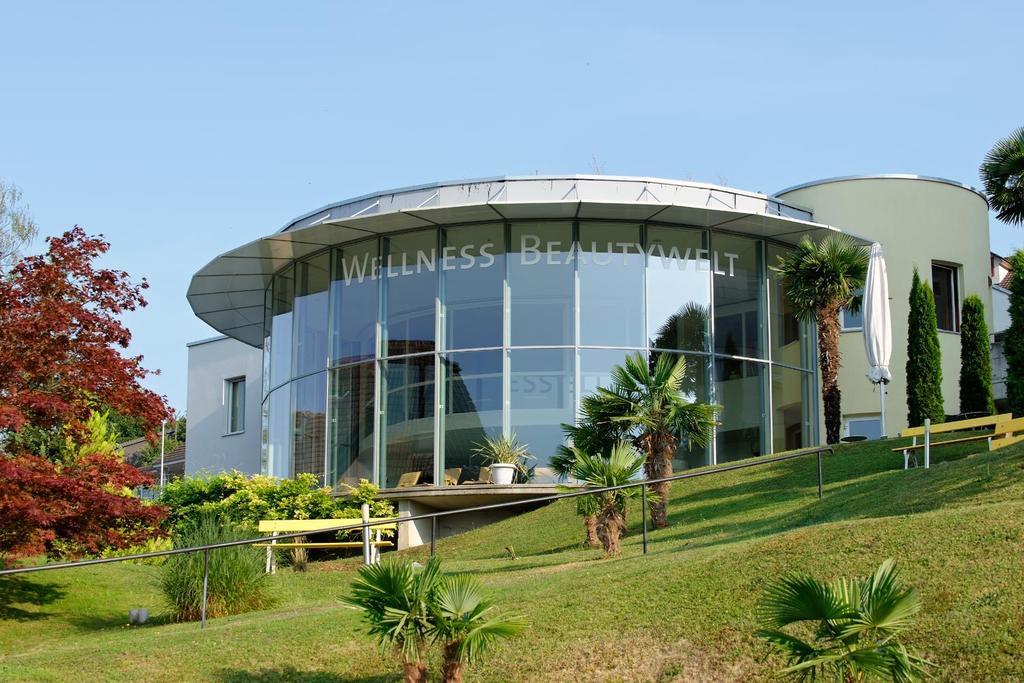 See & Wellnesshotel Gerbi Weggis Bagian luar foto